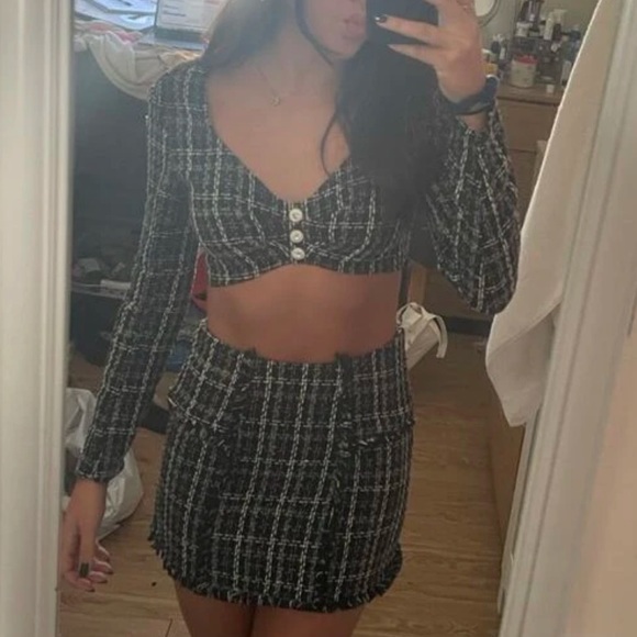 Plaid Tweed Matching Jacket & Mini Skirt - Picture 7 of 12